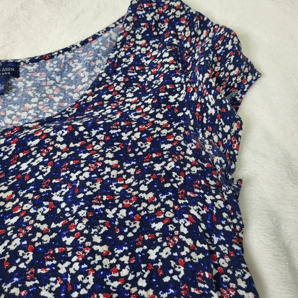 U.S Polo Assn Shorts Romper One Piece. Size Medium. Blue, Red & White. - Picture 9 of 13